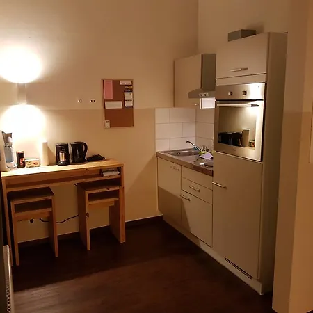 Ferien- Und Monteurswohnung - Zentral & Ruhig Apartment